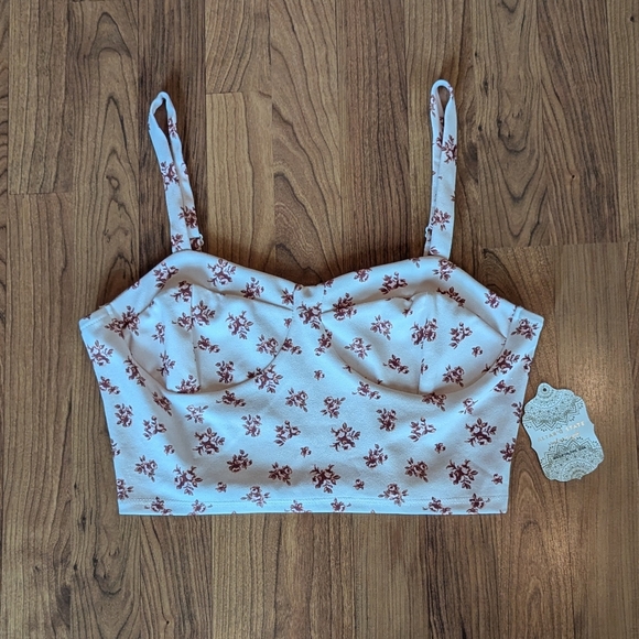 Altar'd State Tops - Altar'd State Floral Sleeveless Crop Top in Pink and Cream, Size Large